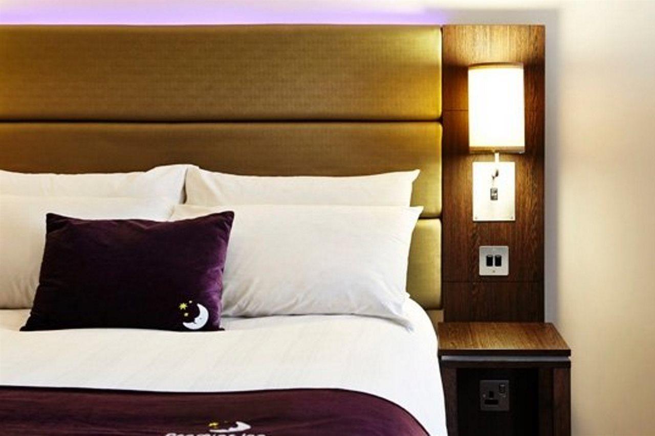 Premier Inn Hayle Esterno foto